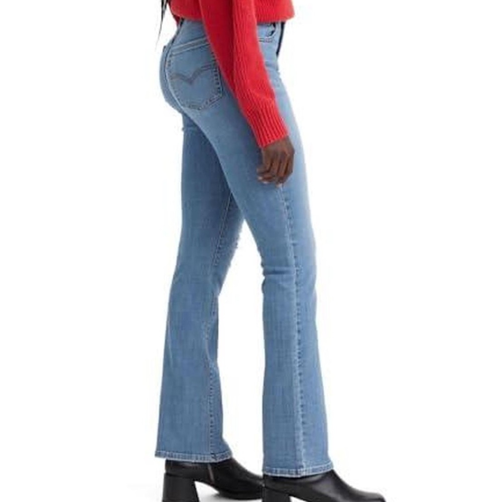 Levi's Women's Light Blue Flare Jeans